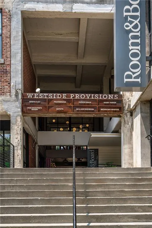 2232 Dunseath Avenue Nw Unit 206, Atlanta, Georgia 30318, 2 Bedrooms Bedrooms, 0 ,1 BathroomBathrooms,Residential,For Sale,2232 Dunseath Avenue Nw Unit 206,7745218