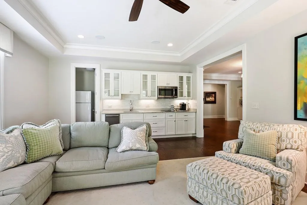 4667 Dudley Lane, Atlanta, Georgia 30327, 7 Bedrooms Bedrooms, ,7 BathroomsBathrooms,Residential,Sold,4667 Dudley Lane,6725970