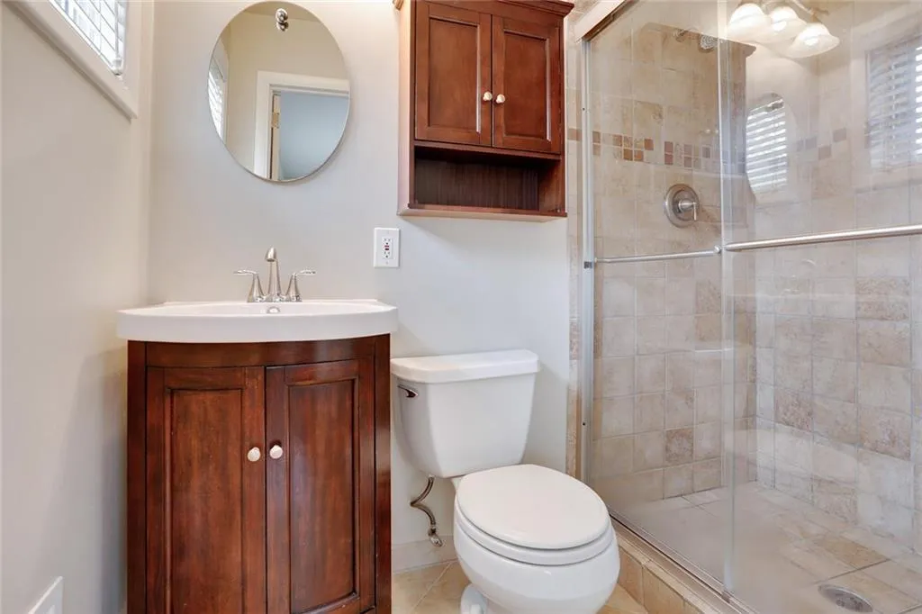 709 Carriage Drive, Atlanta, Georgia 30328, 4 Bedrooms Bedrooms, ,2 BathroomsBathrooms,Residential,Sold,709 Carriage Drive,5666173