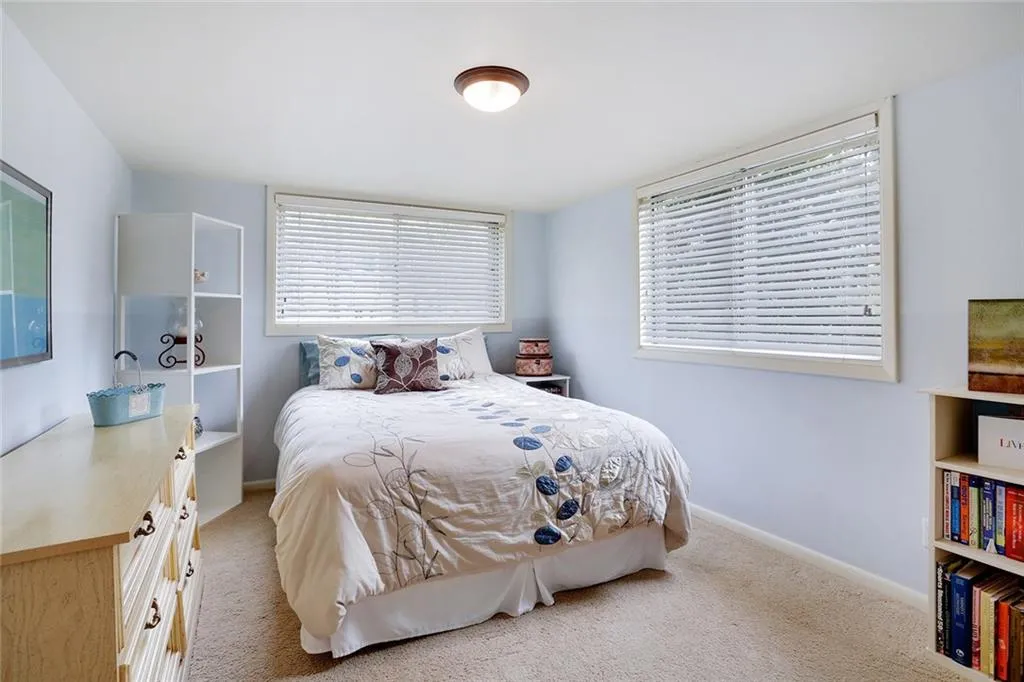 709 Carriage Drive, Atlanta, Georgia 30328, 4 Bedrooms Bedrooms, ,2 BathroomsBathrooms,Residential,Sold,709 Carriage Drive,5666173