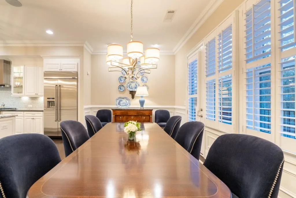 6653 Cadence Boulevard, Sandy Springs, Georgia 30328, 4 Bedrooms Bedrooms, ,4 BathroomsBathrooms,Residential,Sold,6653 Cadence Boulevard,7199857