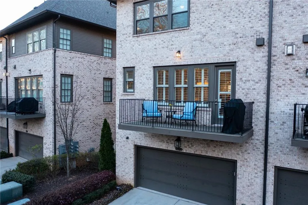 6653 Cadence Boulevard, Sandy Springs, Georgia 30328, 4 Bedrooms Bedrooms, ,4 BathroomsBathrooms,Residential,Sold,6653 Cadence Boulevard,7199857