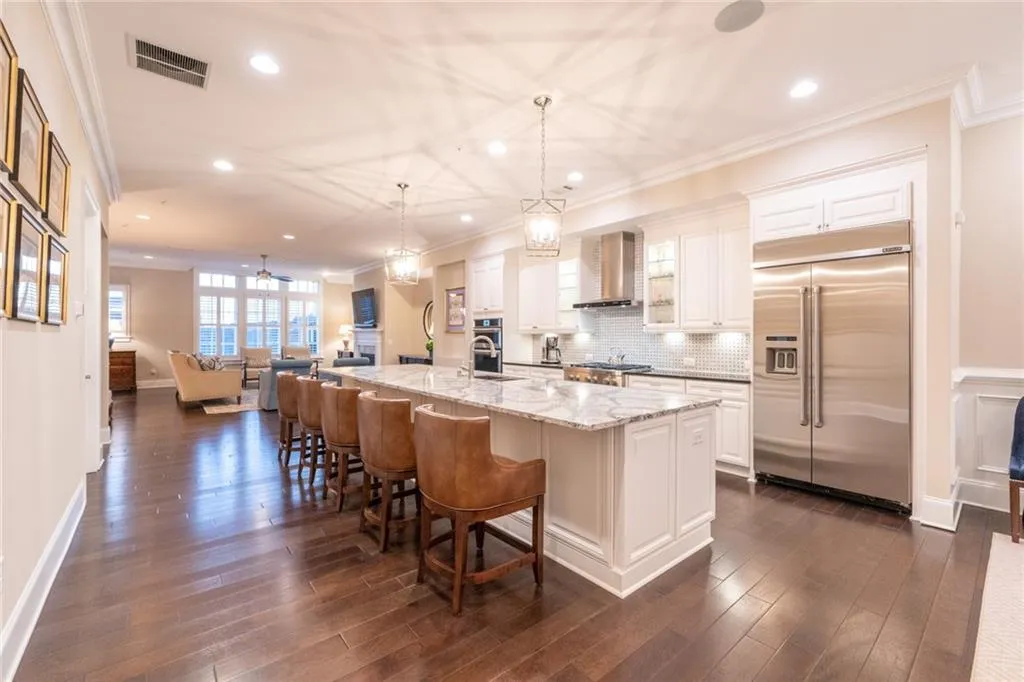 6653 Cadence Boulevard, Sandy Springs, Georgia 30328, 4 Bedrooms Bedrooms, ,4 BathroomsBathrooms,Residential,Sold,6653 Cadence Boulevard,7199857