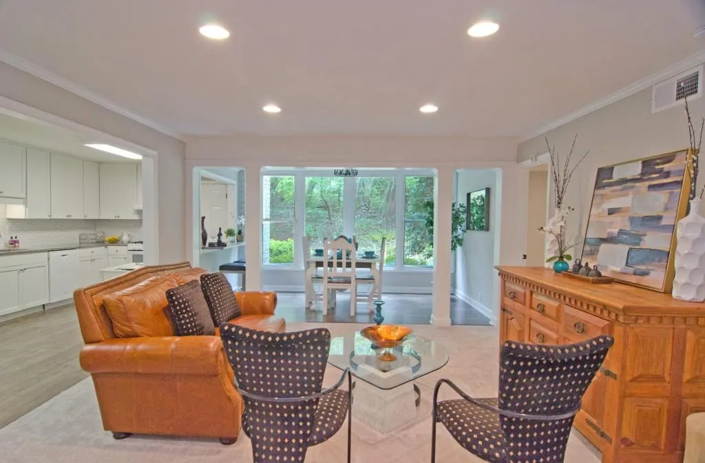 346 Carpenter Drive Unit 55, Atlanta, Georgia 30328, 3 Bedrooms Bedrooms, ,2 BathroomsBathrooms,Residential,Sold,346 Carpenter Drive Unit 55,5985436