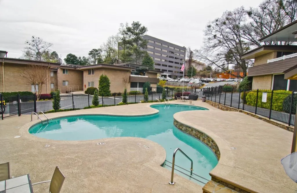 346 Carpenter Drive Unit 55, Atlanta, Georgia 30328, 3 Bedrooms Bedrooms, ,2 BathroomsBathrooms,Residential,Sold,346 Carpenter Drive Unit 55,5985436