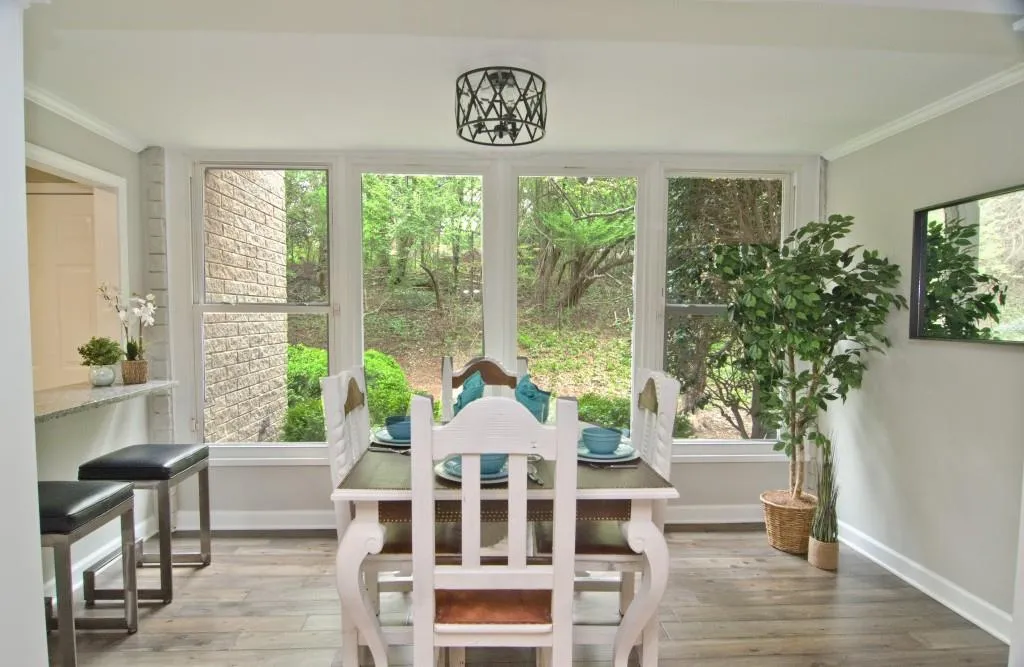 346 Carpenter Drive Unit 55, Atlanta, Georgia 30328, 3 Bedrooms Bedrooms, ,2 BathroomsBathrooms,Residential,Sold,346 Carpenter Drive Unit 55,5985436