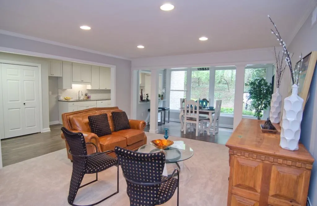 346 Carpenter Drive Unit 55, Atlanta, Georgia 30328, 3 Bedrooms Bedrooms, ,2 BathroomsBathrooms,Residential,Sold,346 Carpenter Drive Unit 55,5985436