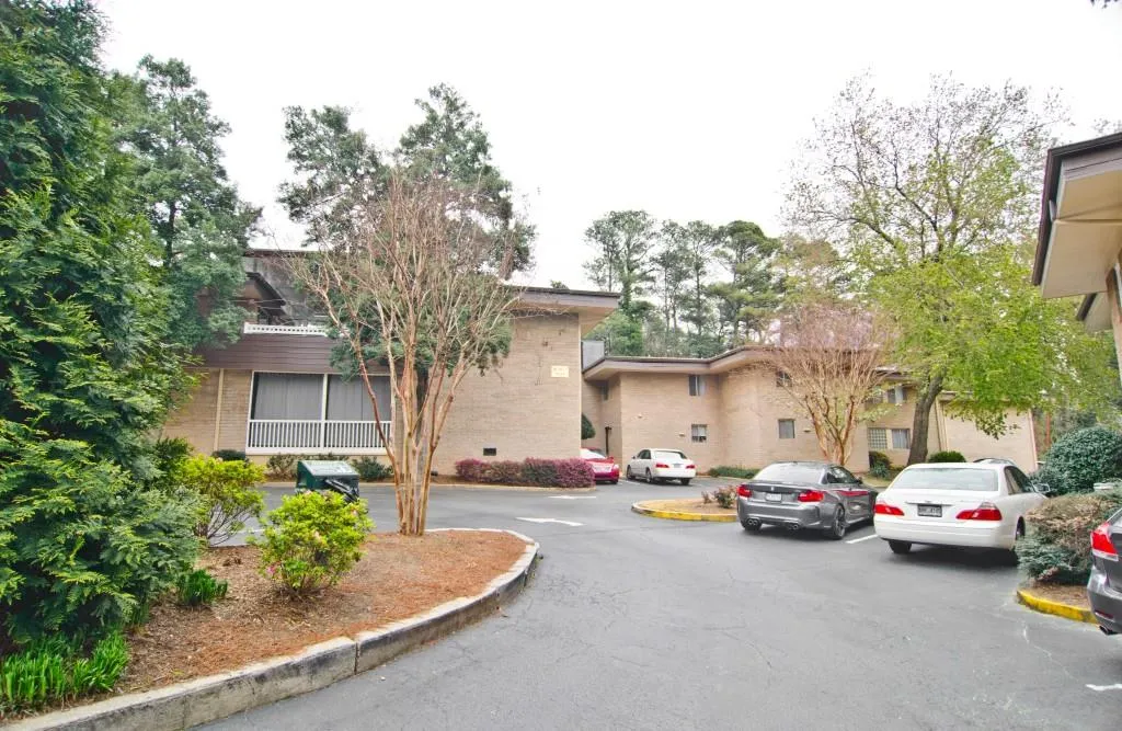 346 Carpenter Drive Unit 55, Atlanta, Georgia 30328, 3 Bedrooms Bedrooms, ,2 BathroomsBathrooms,Residential,Sold,346 Carpenter Drive Unit 55,5985436