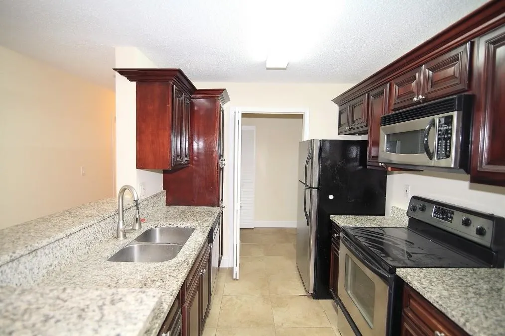 6101 Santa Fe Parkway Unit 6101, Sandy Springs, Georgia 30350, 3 Bedrooms Bedrooms, ,2 BathroomsBathrooms,Residential,Sold,6101 Santa Fe Parkway Unit 6101,5855553