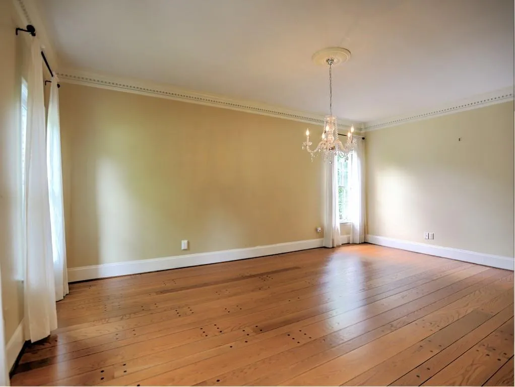 205 Old College Way, Sandy Springs, Georgia 30328, 4 Bedrooms Bedrooms, ,2 BathroomsBathrooms,Residential,Sold,205 Old College Way,6718865