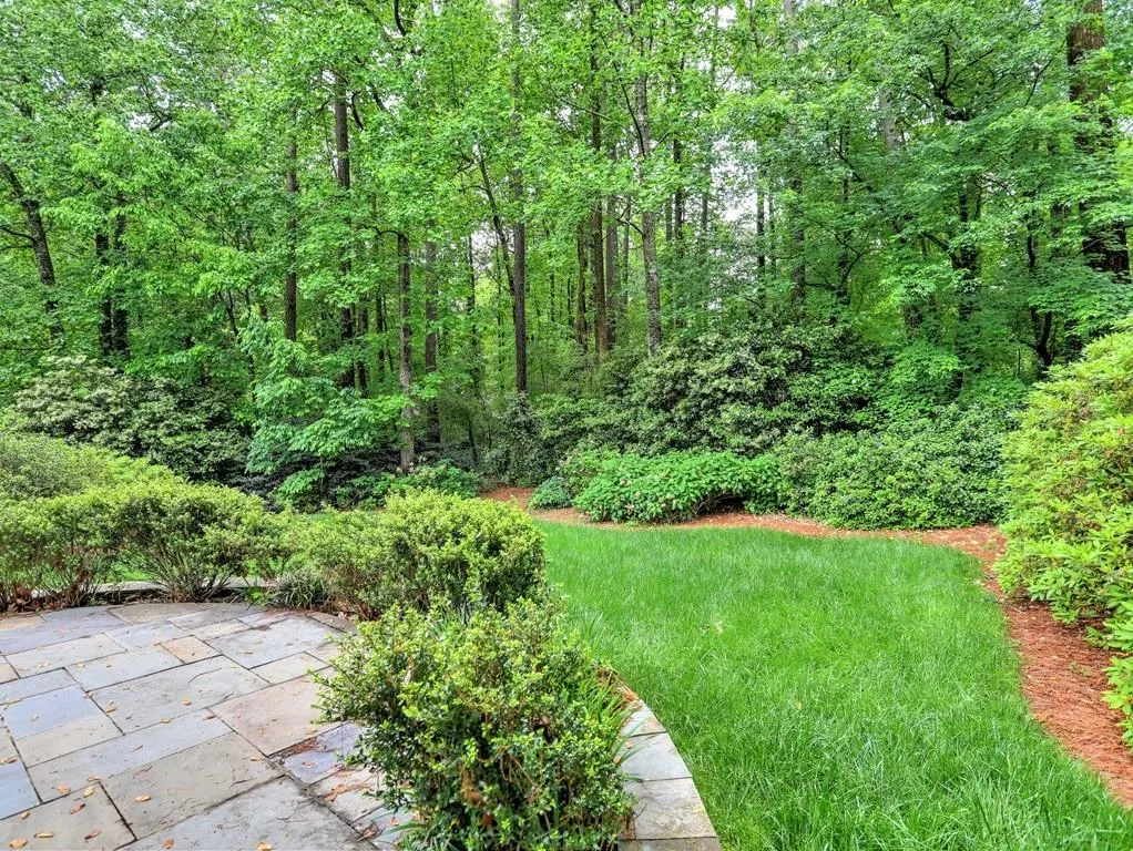 205 Old College Way, Sandy Springs, Georgia 30328, 4 Bedrooms Bedrooms, ,2 BathroomsBathrooms,Residential,Sold,205 Old College Way,6718865