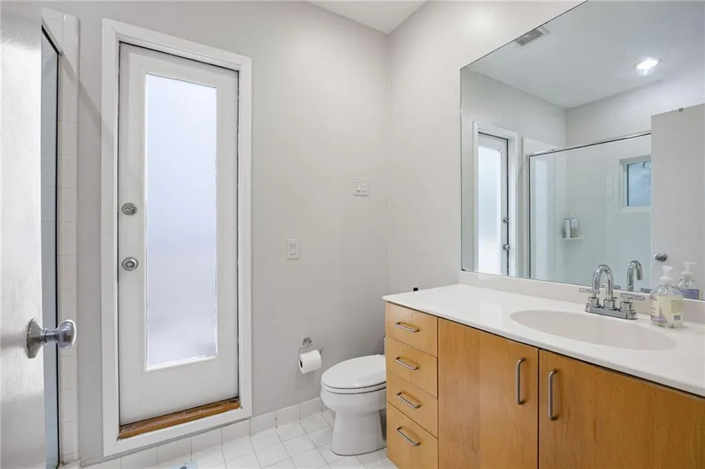 2176 Millennium Way Ne, Atlanta, Georgia 30319, 2 Bedrooms Bedrooms, ,2 BathroomsBathrooms,Residential,For Sale,2176 Millennium Way Ne,7646348