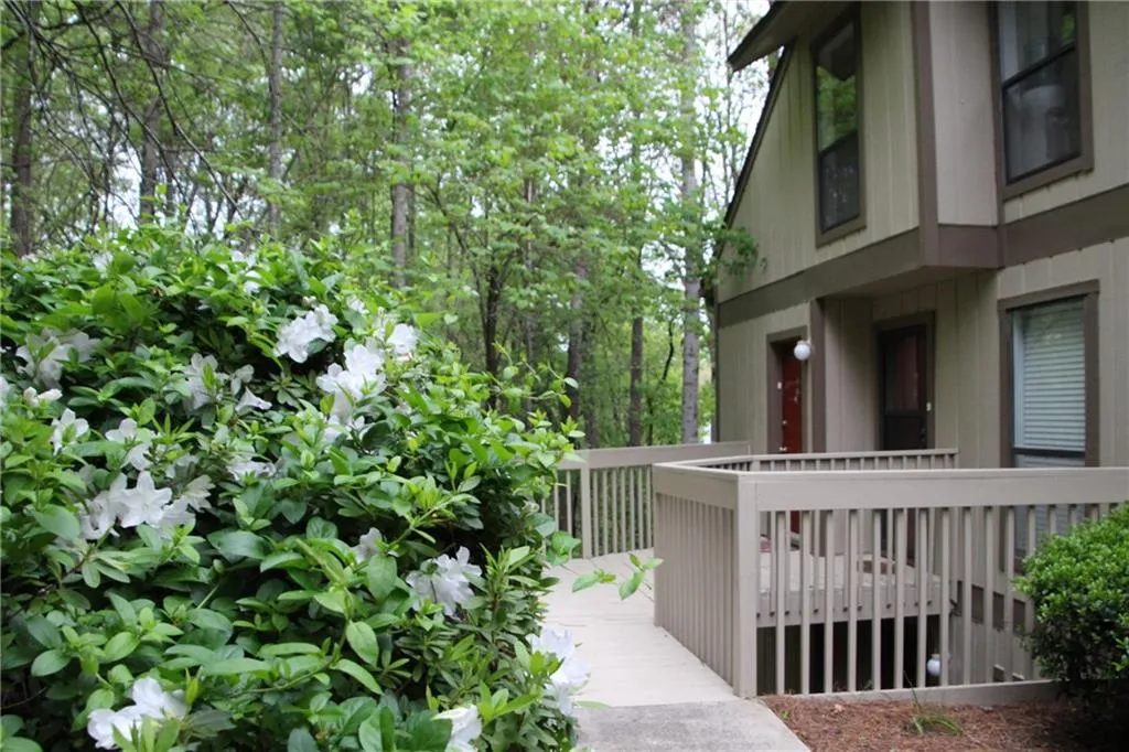 804 Woodcliff Drive Unit 804, Sandy Springs, Georgia 30350, 2 Bedrooms Bedrooms, ,1 BathroomBathrooms,Residential,Sold,804 Woodcliff Drive Unit 804,5674301