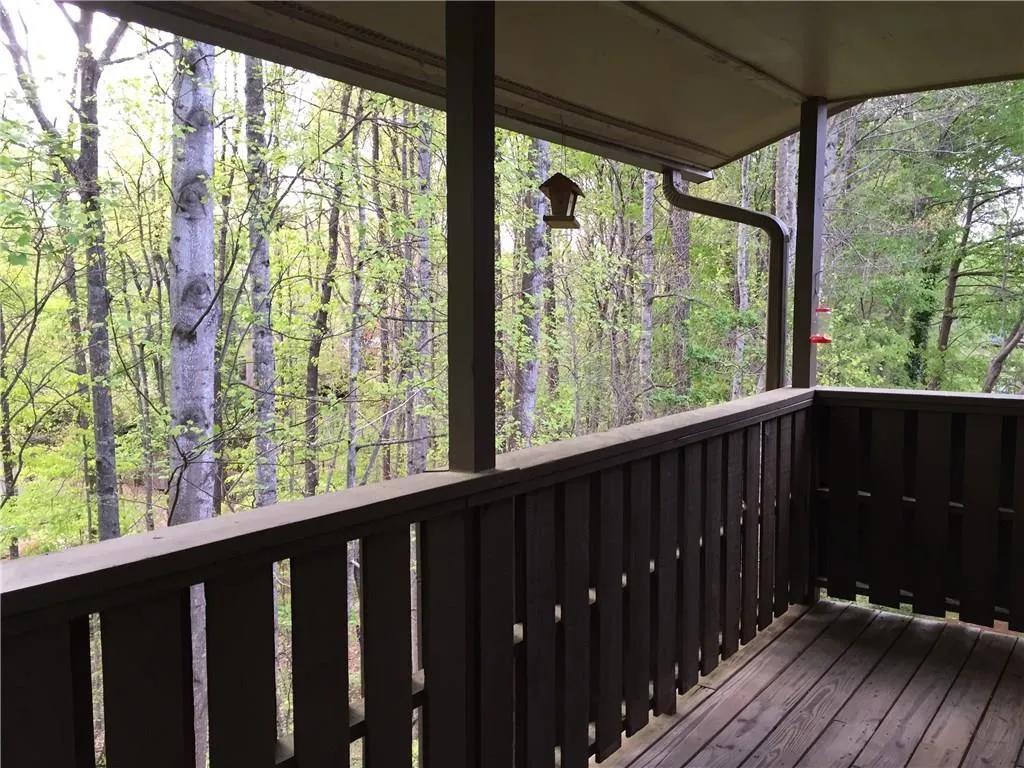 804 Woodcliff Drive Unit 804, Sandy Springs, Georgia 30350, 2 Bedrooms Bedrooms, ,1 BathroomBathrooms,Residential,Sold,804 Woodcliff Drive Unit 804,5674301