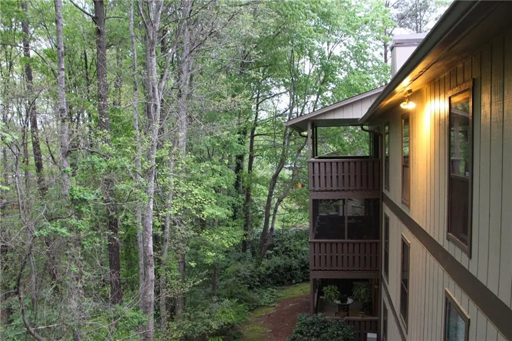 804 Woodcliff Drive Unit 804, Sandy Springs, Georgia 30350, 2 Bedrooms Bedrooms, ,1 BathroomBathrooms,Residential,Sold,804 Woodcliff Drive Unit 804,5674301