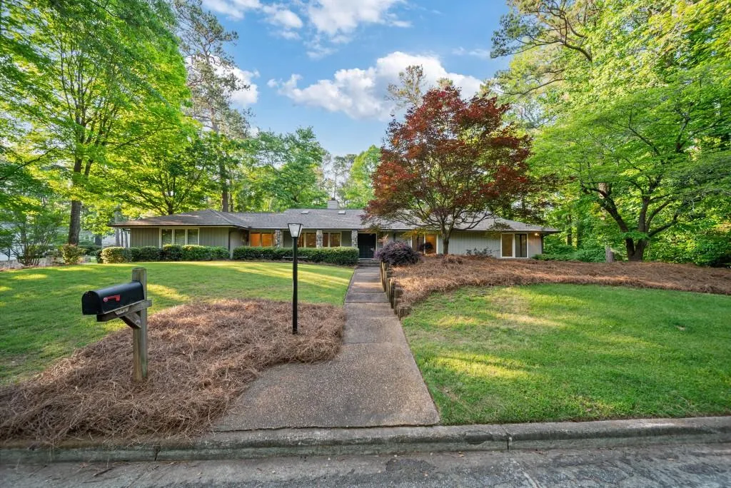 Pictures Don't Do It Justice How Sprawling This Ranch Retreat Is!