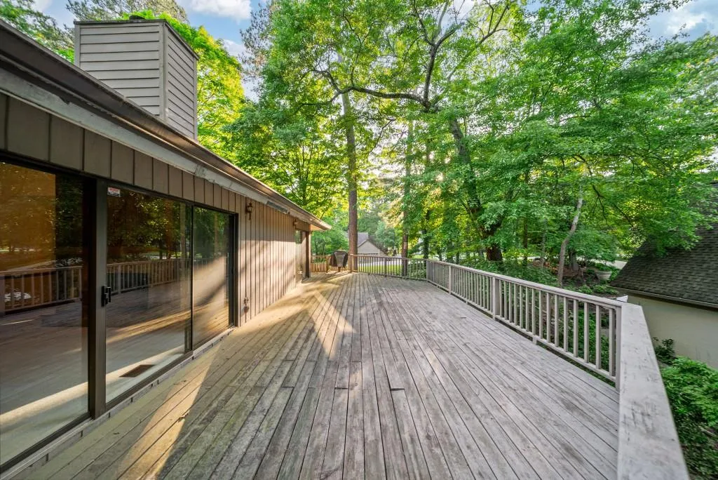 This Deck Is So Large And Plentiful!