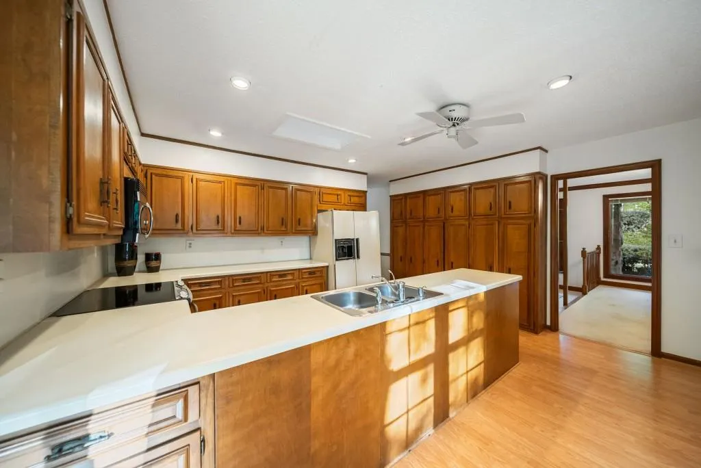 Sundrenched Space Breathes New Life Into This Area!
