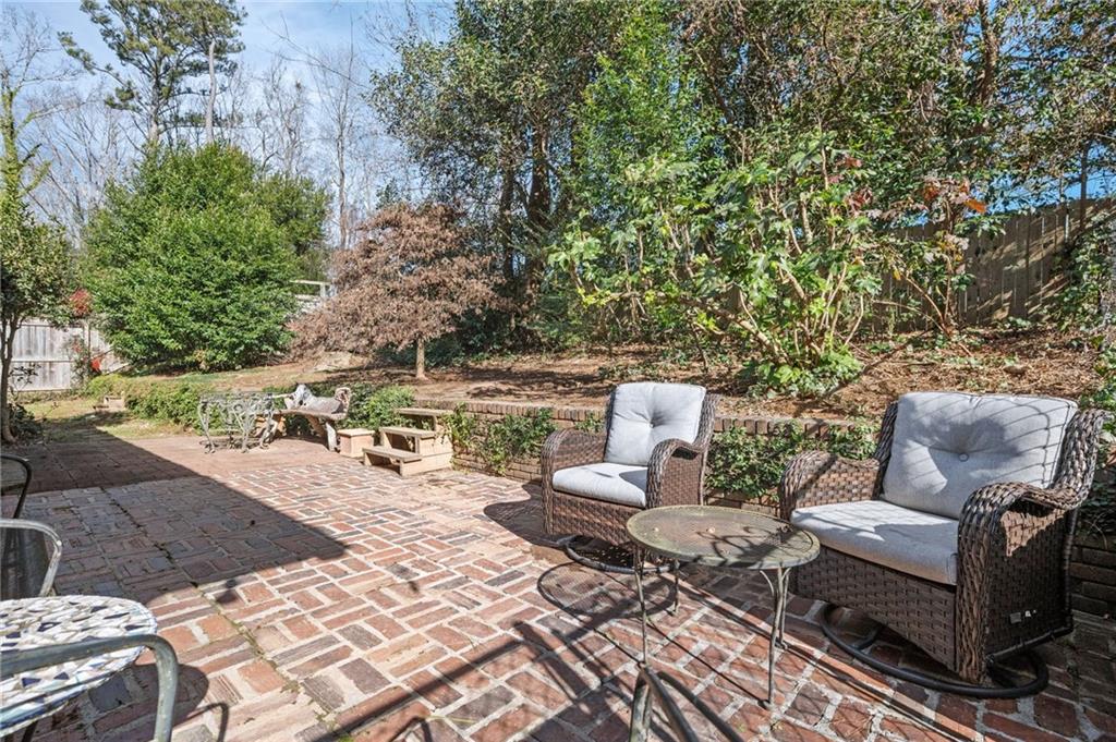 4785 Longchamps Drive, Sandy Springs, Georgia 30319, 3 Bedrooms Bedrooms, ,2 BathroomsBathrooms,Residential,Sold,4785 Longchamps Drive,7325307