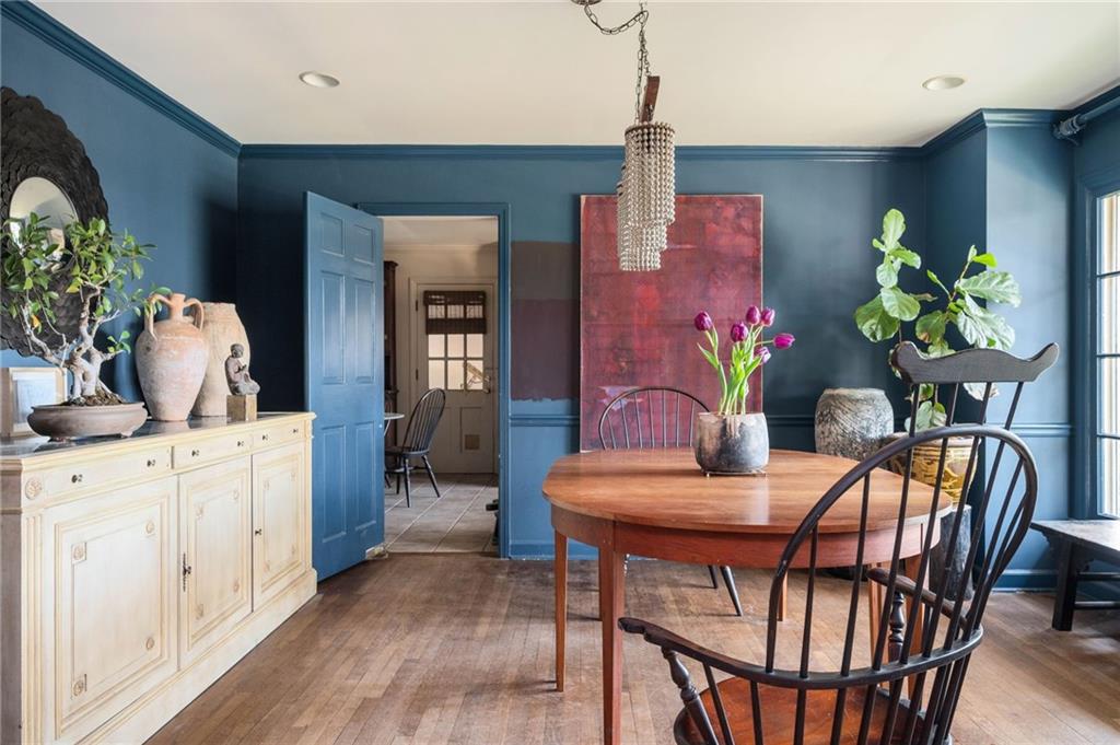 Large Dining room