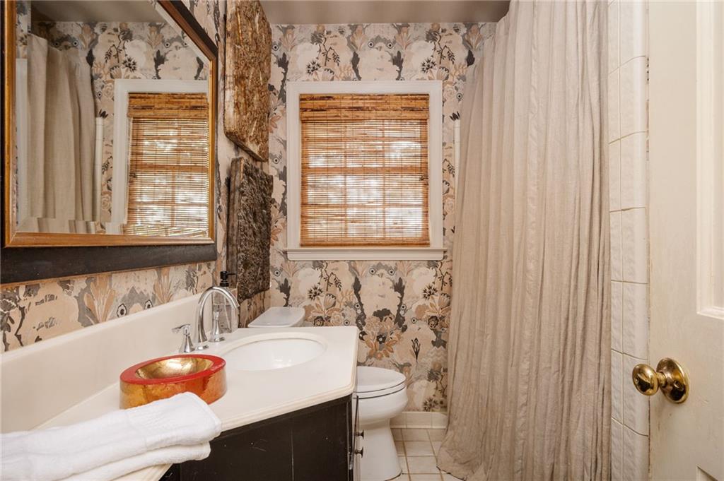 4785 Longchamps Drive, Sandy Springs, Georgia 30319, 3 Bedrooms Bedrooms, ,2 BathroomsBathrooms,Residential,Sold,4785 Longchamps Drive,7325307