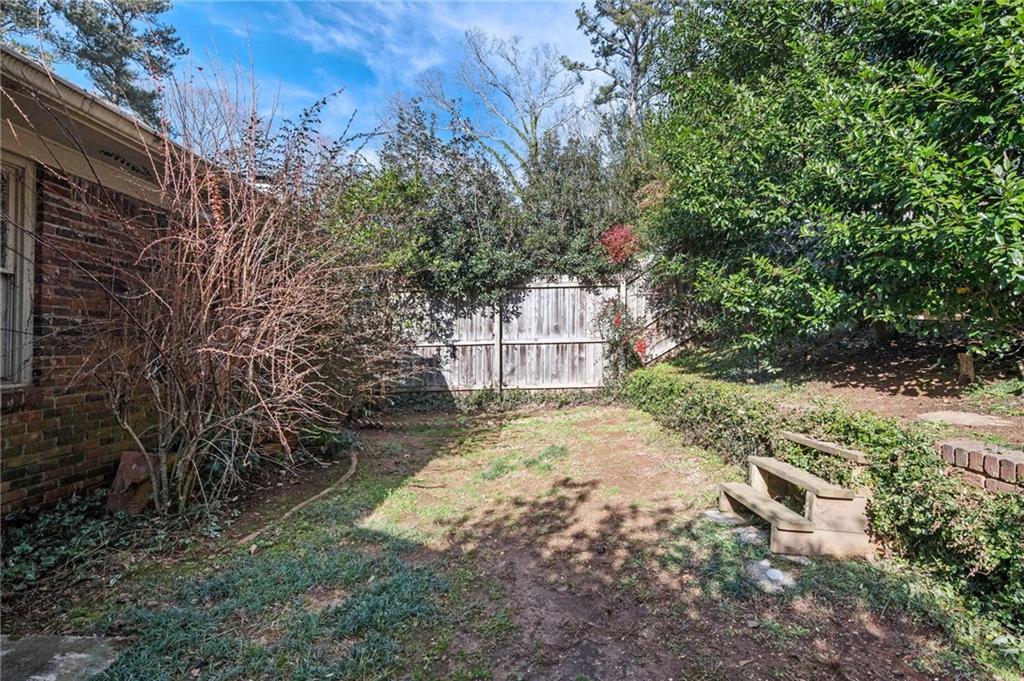 4785 Longchamps Drive, Sandy Springs, Georgia 30319, 3 Bedrooms Bedrooms, ,2 BathroomsBathrooms,Residential,Sold,4785 Longchamps Drive,7325307