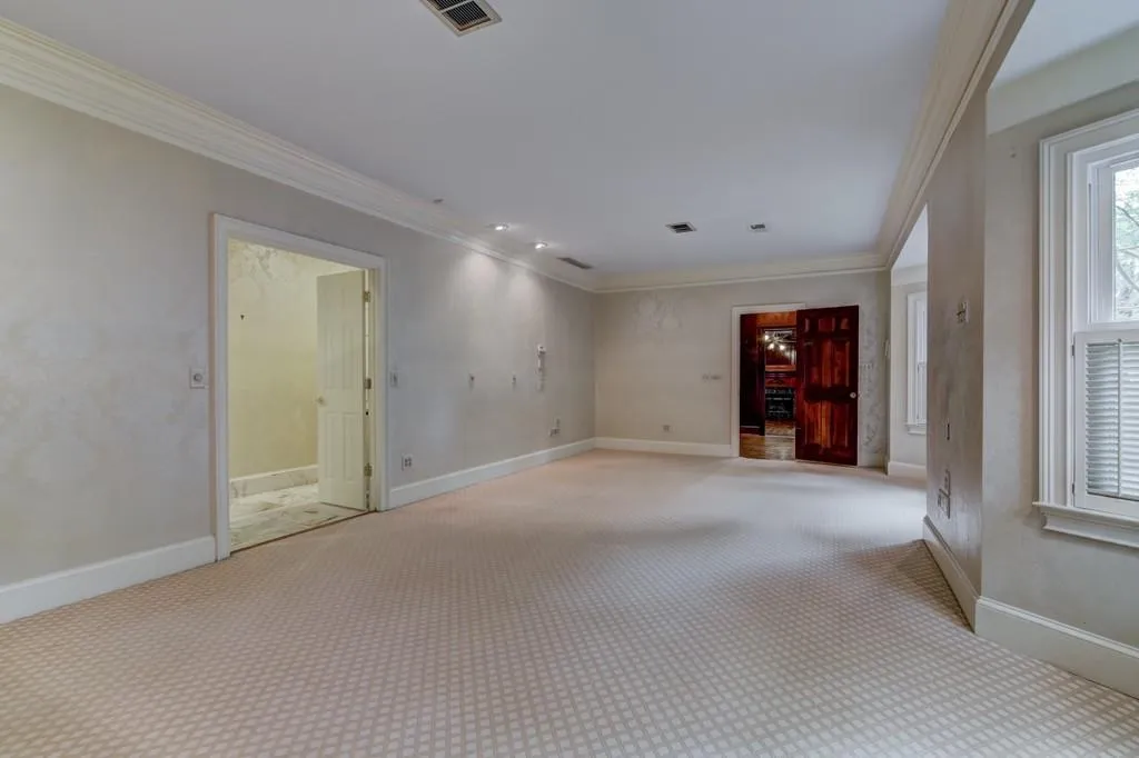 190 Northglenn Court, Sandy Springs, Georgia 30342, 4 Bedrooms Bedrooms, ,4 BathroomsBathrooms,Residential,Sold,190 Northglenn Court,5900970