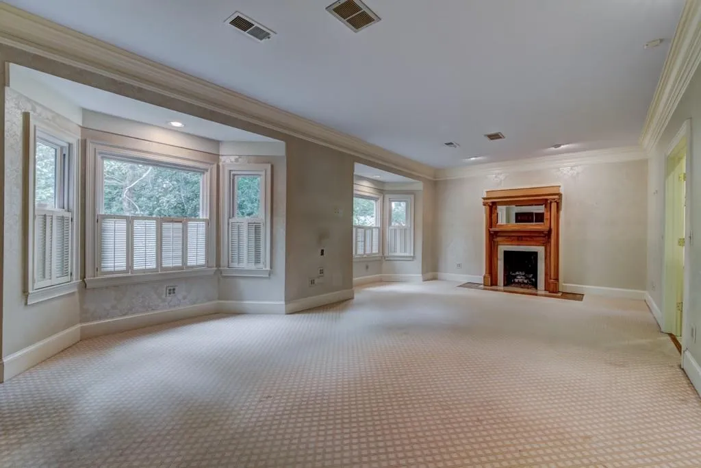 190 Northglenn Court, Sandy Springs, Georgia 30342, 4 Bedrooms Bedrooms, ,4 BathroomsBathrooms,Residential,Sold,190 Northglenn Court,5900970