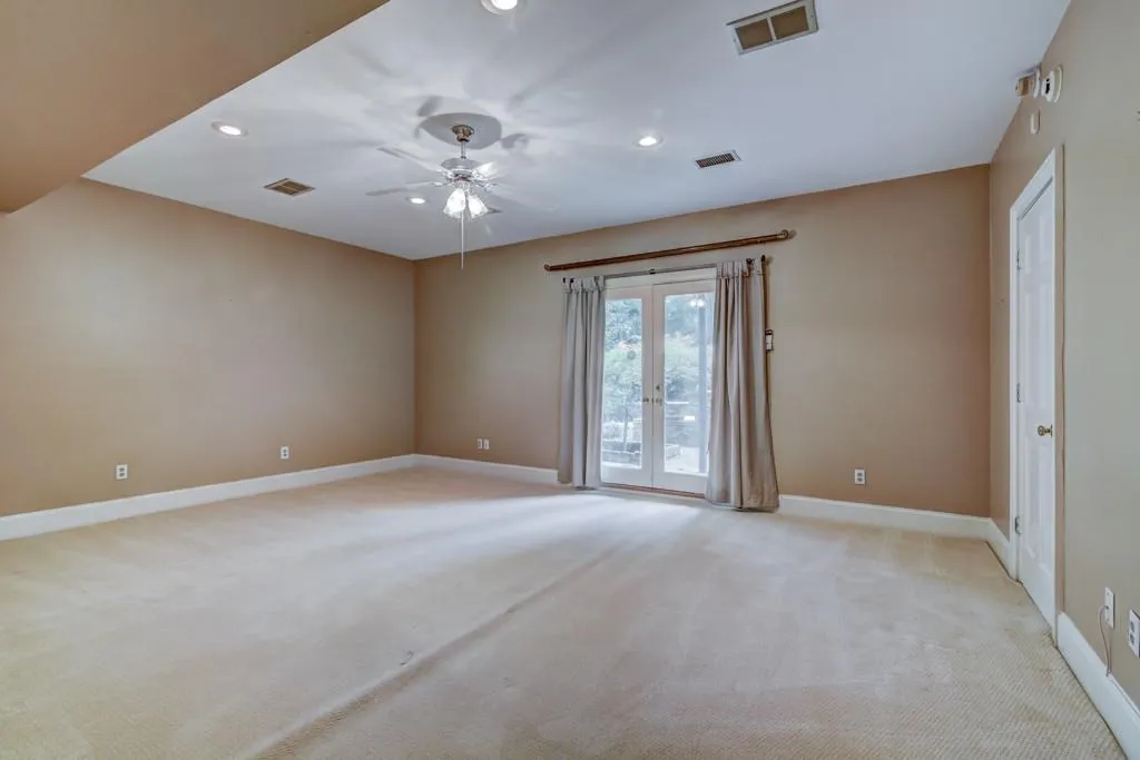 190 Northglenn Court, Sandy Springs, Georgia 30342, 4 Bedrooms Bedrooms, ,4 BathroomsBathrooms,Residential,Sold,190 Northglenn Court,5900970