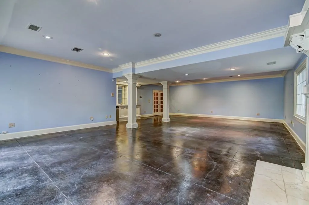 190 Northglenn Court, Sandy Springs, Georgia 30342, 4 Bedrooms Bedrooms, ,4 BathroomsBathrooms,Residential,Sold,190 Northglenn Court,5900970