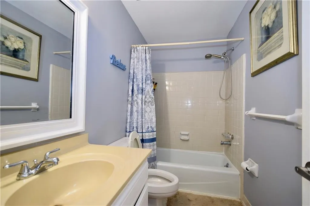 230 Towergate Place, Sandy Springs, Georgia 30350, 3 Bedrooms Bedrooms, ,2 BathroomsBathrooms,Residential,Sold,230 Towergate Place,6924223