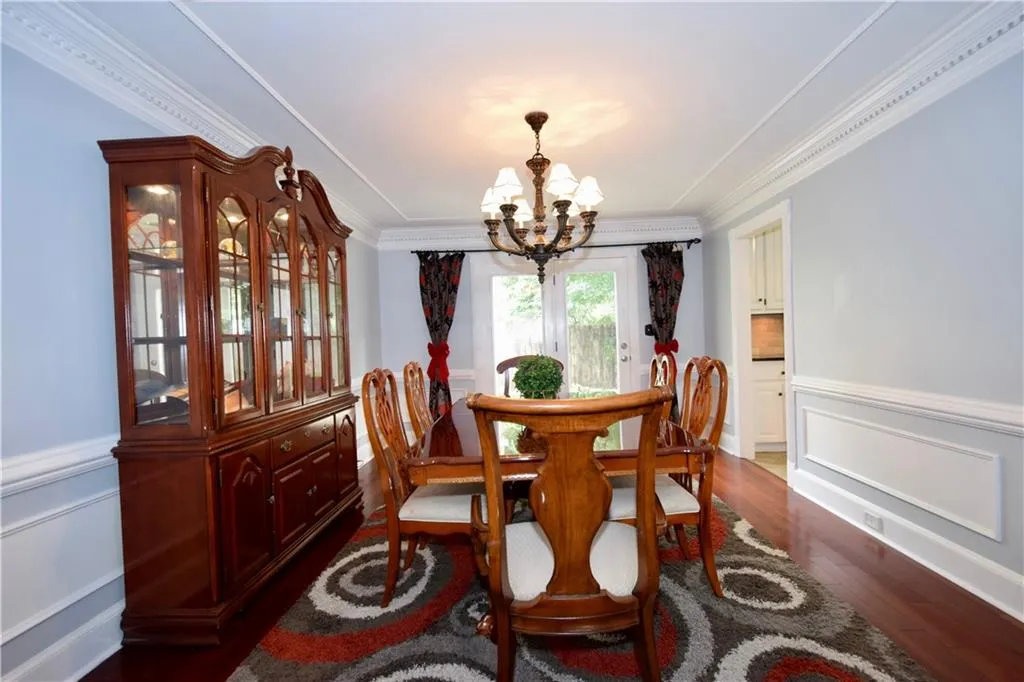 230 Towergate Place, Sandy Springs, Georgia 30350, 3 Bedrooms Bedrooms, ,2 BathroomsBathrooms,Residential,Sold,230 Towergate Place,6924223