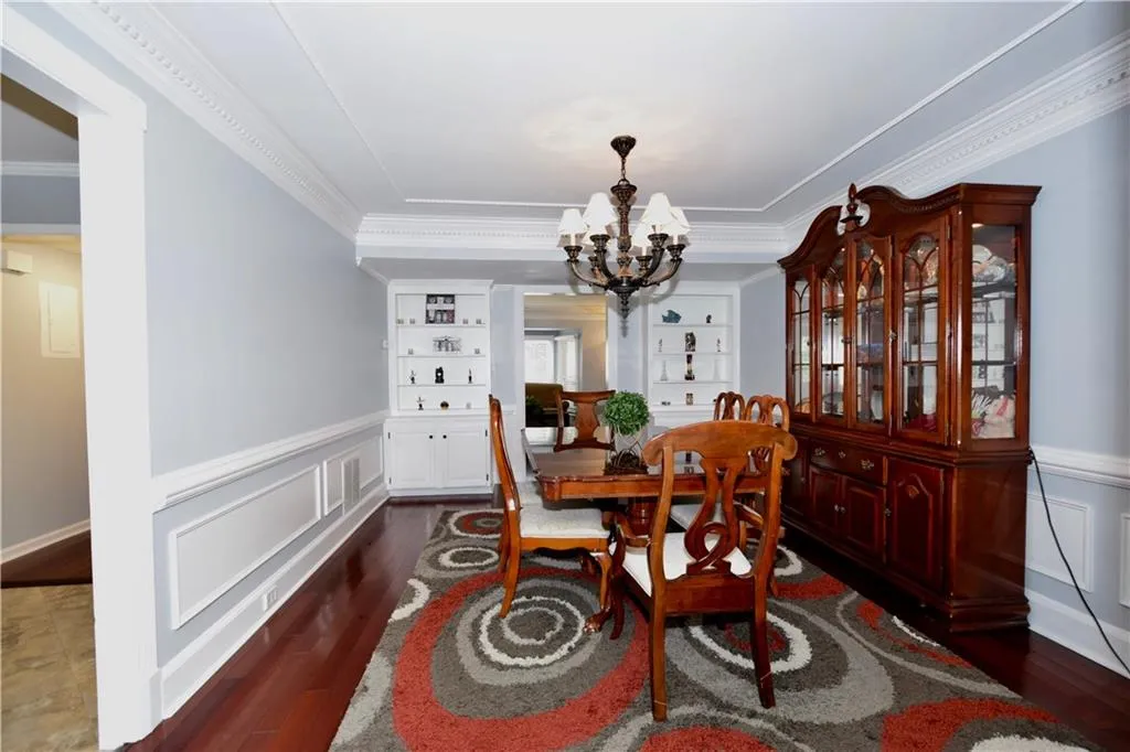 230 Towergate Place, Sandy Springs, Georgia 30350, 3 Bedrooms Bedrooms, ,2 BathroomsBathrooms,Residential,Sold,230 Towergate Place,6924223