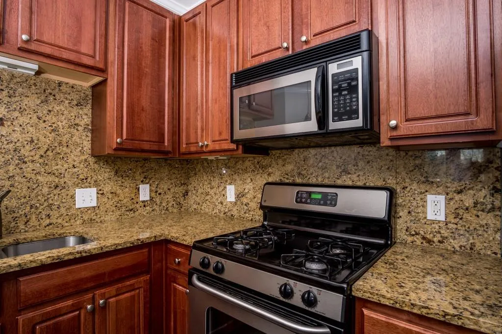 799 Hammond Drive Ne Unit 323, Atlanta, Georgia 30328, 2 Bedrooms Bedrooms, ,2 BathroomsBathrooms,Residential,Sold,799 Hammond Drive Ne Unit 323,6653507