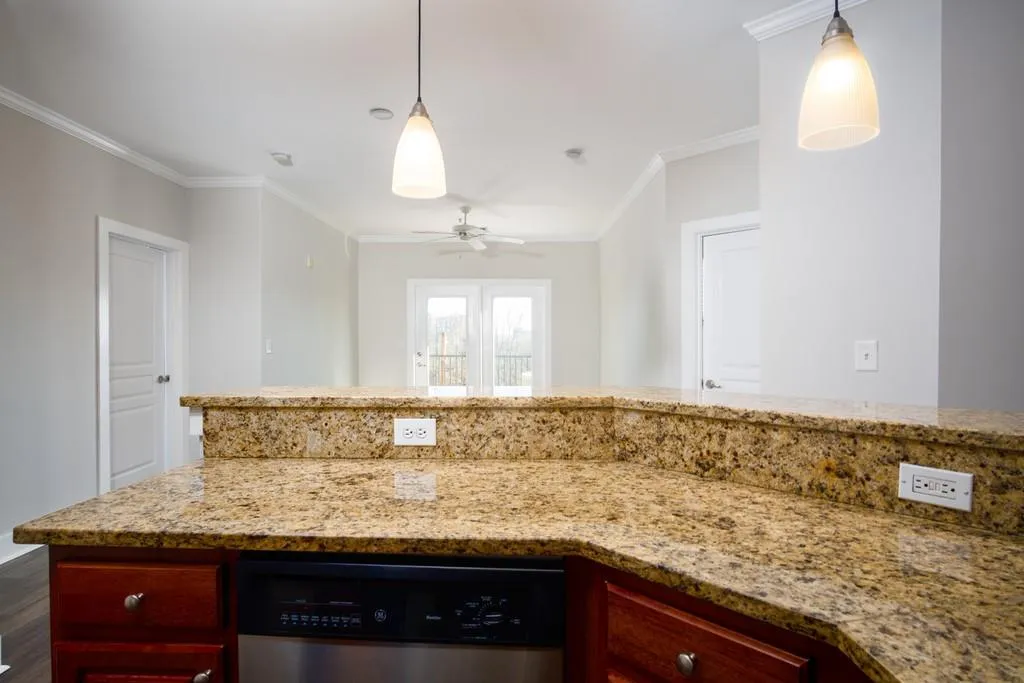 799 Hammond Drive Ne Unit 323, Atlanta, Georgia 30328, 2 Bedrooms Bedrooms, ,2 BathroomsBathrooms,Residential,Sold,799 Hammond Drive Ne Unit 323,6653507