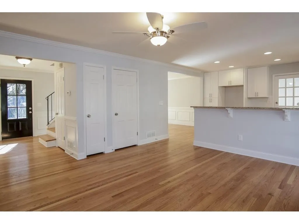 305 River Valley Road, Sandy Springs, Georgia 30328, 4 Bedrooms Bedrooms, ,3 BathroomsBathrooms,Residential,Sold,305 River Valley Road,5757454