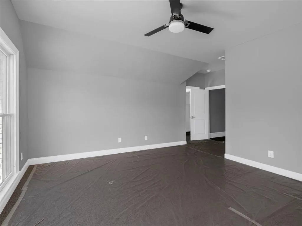 5329 Green Hill Place Ne, Atlanta, Georgia 30342, 4 Bedrooms Bedrooms, ,3 BathroomsBathrooms,Residential,Sold,5329 Green Hill Place Ne,6044348