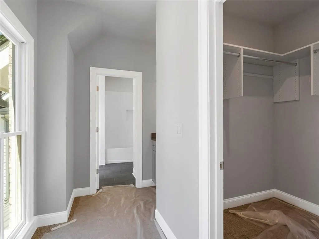 5329 Green Hill Place Ne, Atlanta, Georgia 30342, 4 Bedrooms Bedrooms, ,3 BathroomsBathrooms,Residential,Sold,5329 Green Hill Place Ne,6044348