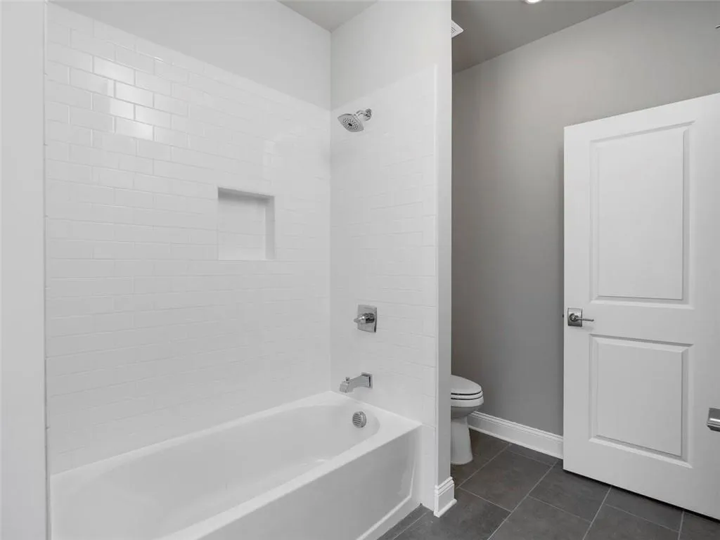 5329 Green Hill Place Ne, Atlanta, Georgia 30342, 4 Bedrooms Bedrooms, ,3 BathroomsBathrooms,Residential,Sold,5329 Green Hill Place Ne,6044348