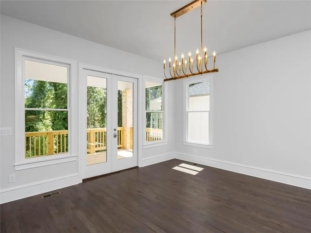 5329 Green Hill Place Ne, Atlanta, Georgia 30342, 4 Bedrooms Bedrooms, ,3 BathroomsBathrooms,Residential,Sold,5329 Green Hill Place Ne,6044348