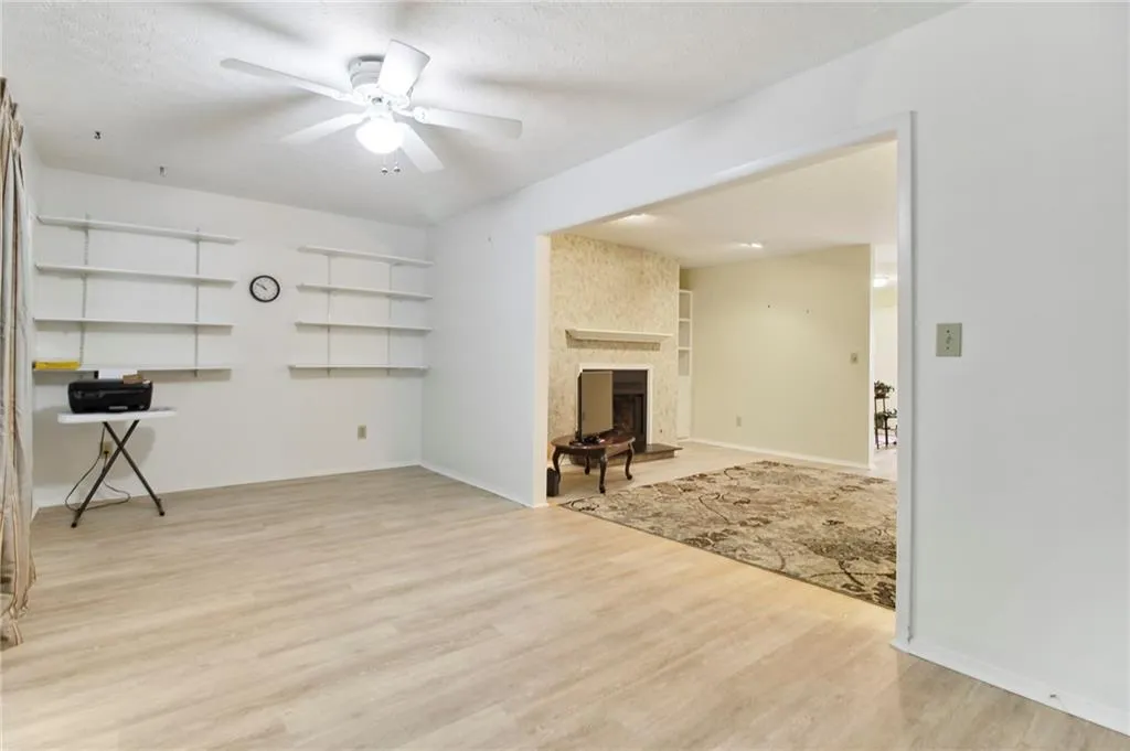 601 Woodcliff Drive, Sandy Springs, Georgia 30350, 2 Bedrooms Bedrooms, ,2 BathroomsBathrooms,Residential,Sold,601 Woodcliff Drive,7254463