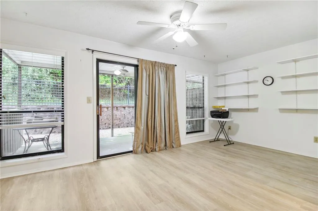 601 Woodcliff Drive, Sandy Springs, Georgia 30350, 2 Bedrooms Bedrooms, ,2 BathroomsBathrooms,Residential,Sold,601 Woodcliff Drive,7254463