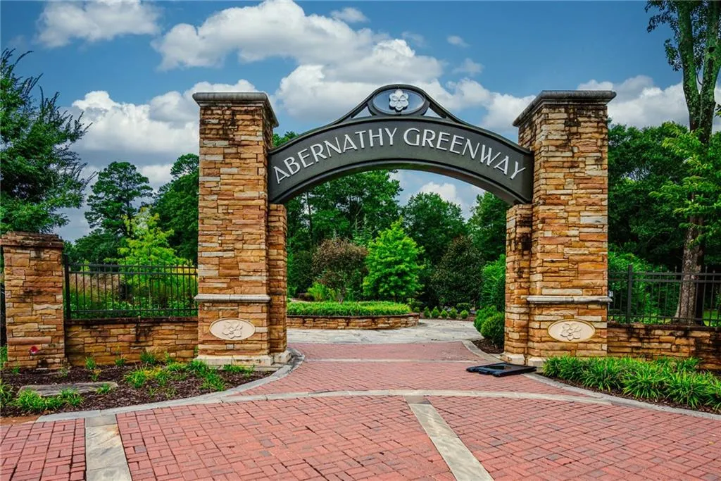 232 Le Gran Bend, Sandy Springs, Georgia 30328, 2 Bedrooms Bedrooms, ,2 BathroomsBathrooms,Residential,Sold,232 Le Gran Bend,6937552