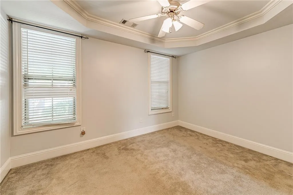 232 Le Gran Bend, Sandy Springs, Georgia 30328, 2 Bedrooms Bedrooms, ,2 BathroomsBathrooms,Residential,Sold,232 Le Gran Bend,6937552