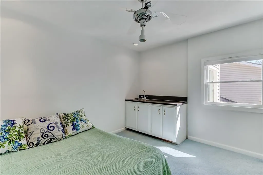 108 Dunwoody Springs Drive, Atlanta, Georgia 30328, 3 Bedrooms Bedrooms, ,3 BathroomsBathrooms,Residential,Sold,108 Dunwoody Springs Drive,6989134