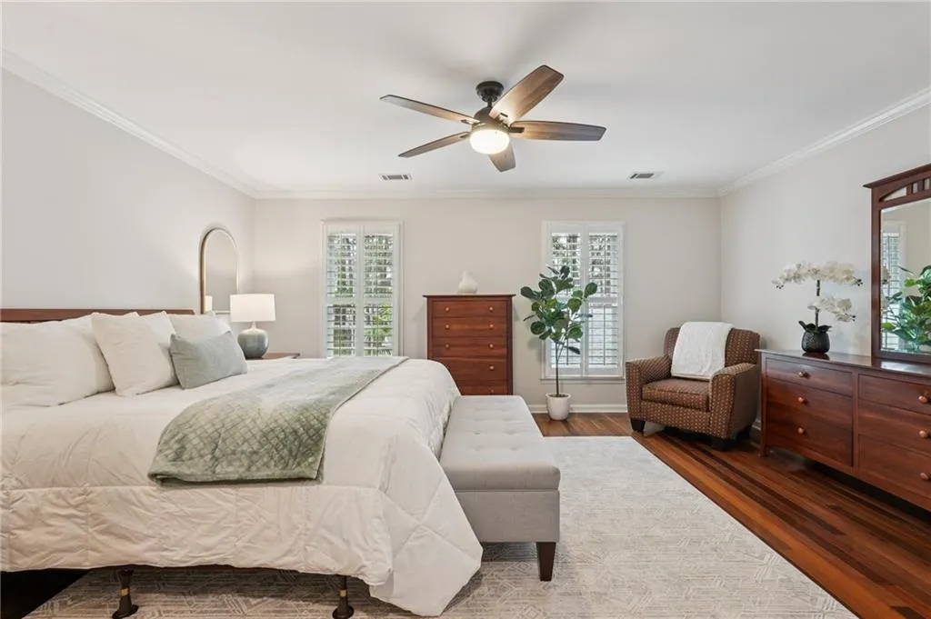 266 The South Chace, Sandy Springs, Georgia 30328, 3 Bedrooms Bedrooms, ,2 BathroomsBathrooms,Residential,For Sale,266 The South Chace,7727053
