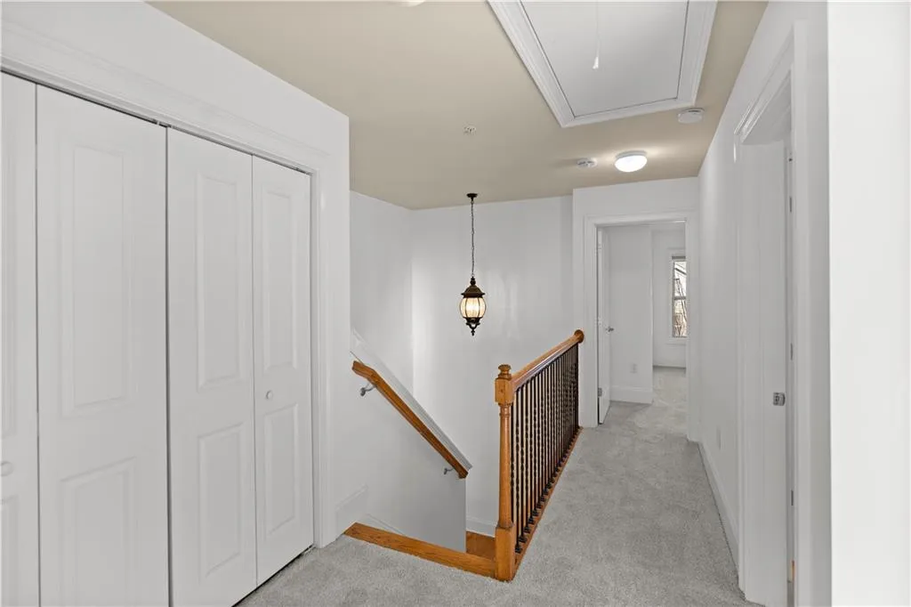 871 Perennial Drive, Sandy Springs, Georgia 30328, 3 Bedrooms Bedrooms, ,2 BathroomsBathrooms,Residential,Sold,871 Perennial Drive,6977058