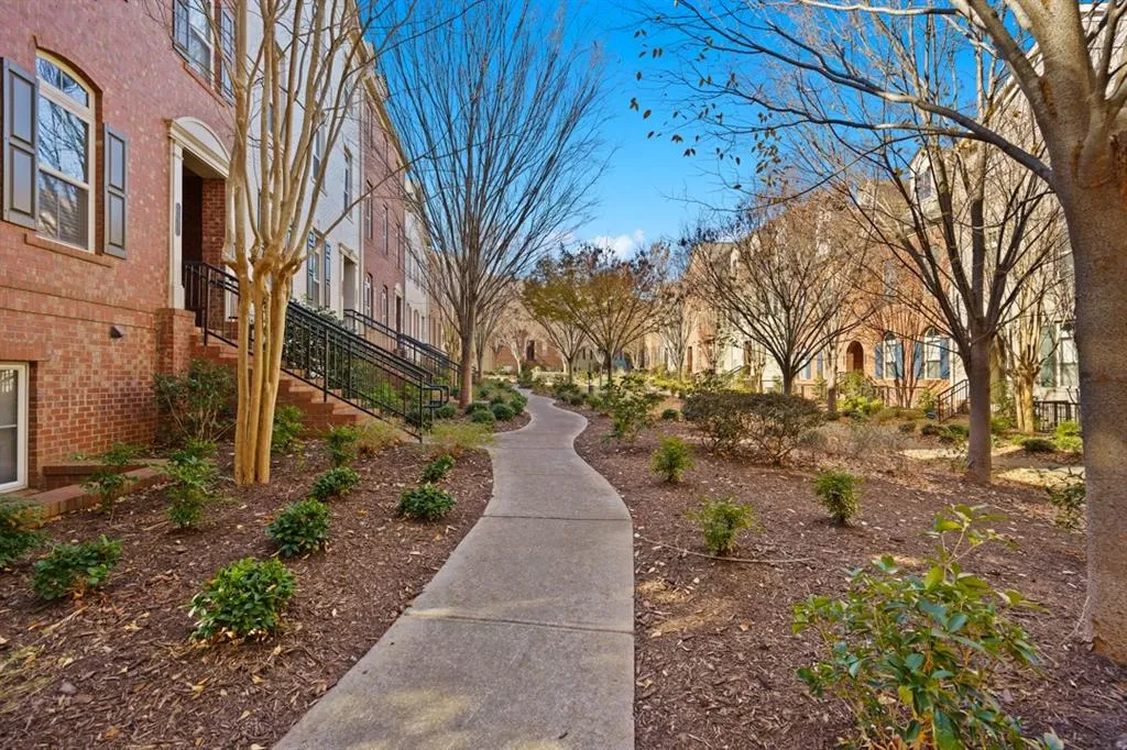 871 Perennial Drive, Sandy Springs, Georgia 30328, 3 Bedrooms Bedrooms, ,2 BathroomsBathrooms,Residential,Sold,871 Perennial Drive,6977058
