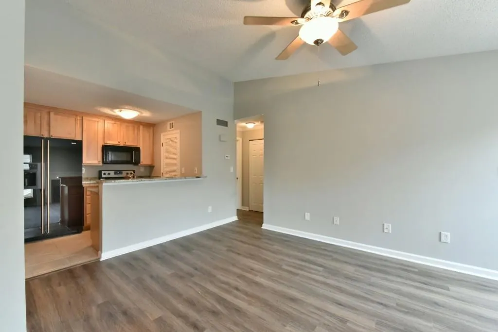 210 Granville Court Unit 210, Atlanta, Georgia 30328, 1 Bedroom Bedrooms, ,1 BathroomBathrooms,Residential,Sold,210 Granville Court Unit 210,5904608