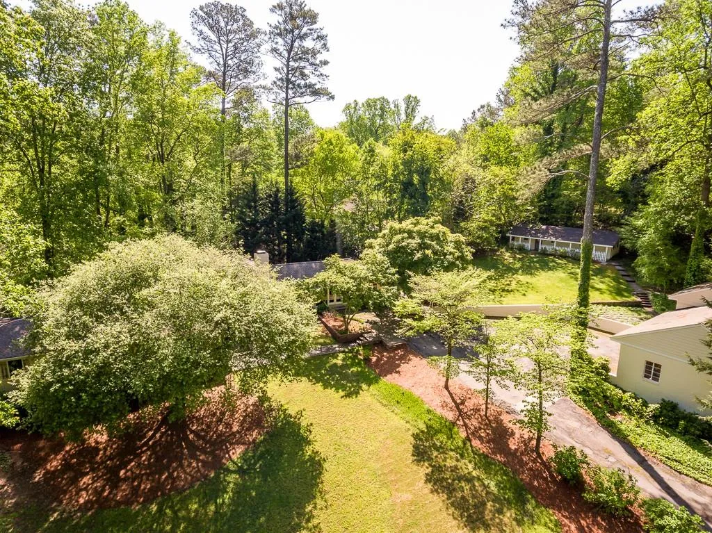 2145 Spalding Drive, Sandy Springs, Georgia 30350, 3 Bedrooms Bedrooms, ,3 BathroomsBathrooms,Residential,Sold,2145 Spalding Drive,6008221